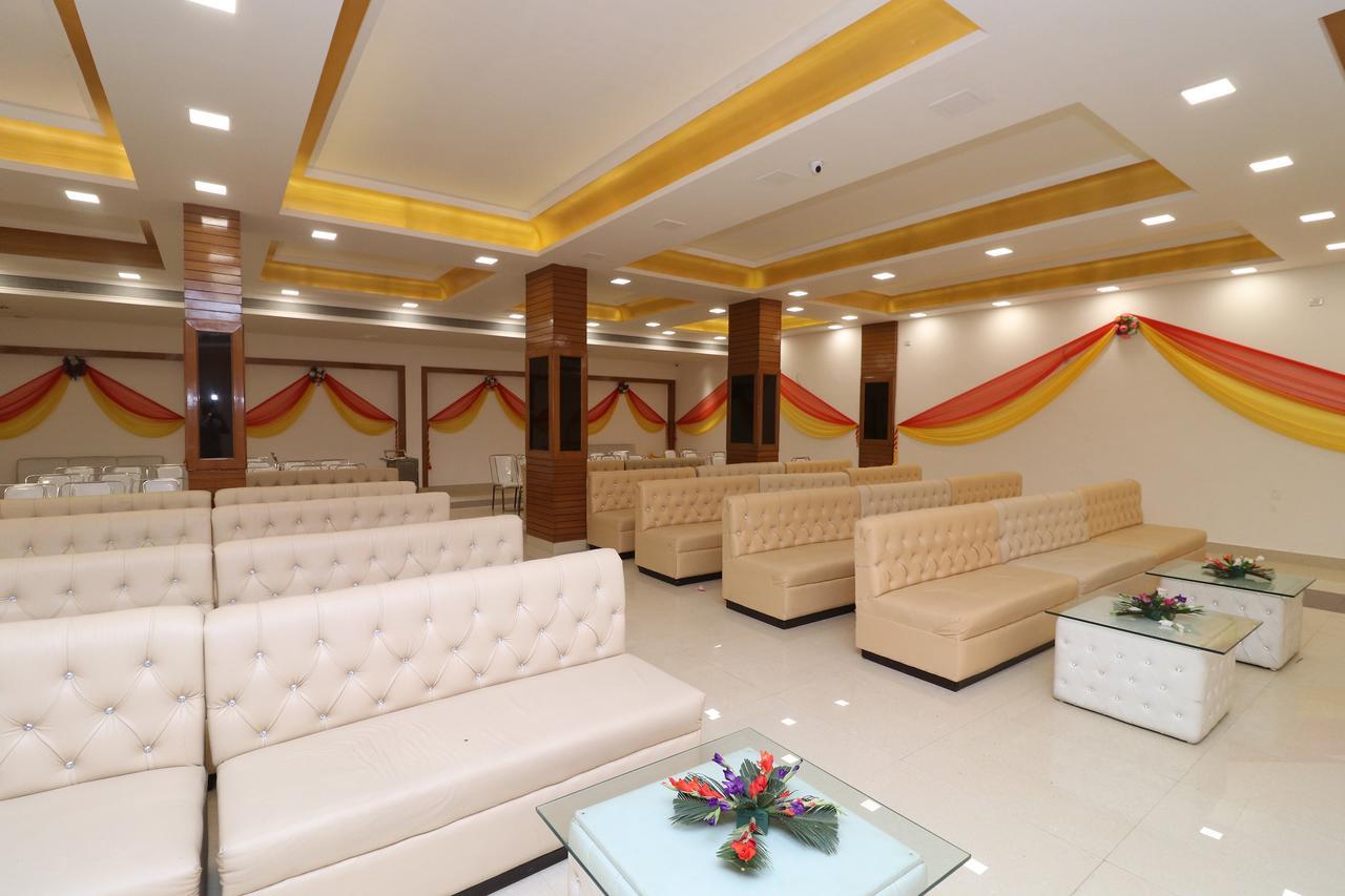 Oyo 13406 Hotel Golden Leaf Барейли Екстериор снимка